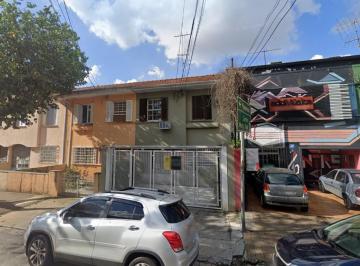 Comercial · 450m² · 2 Vagas · Casa comercial na Rua Tavares Bastos, N. 420 • 450 m²