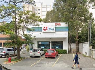 Comercial · 450m² · Loja na Avenida Sargento Geraldo Sant'Ana, 998 • 450 m²