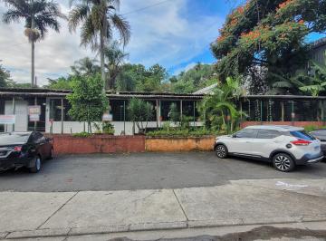 Comercial · 740m² · 10 Vagas · Galpão na Avenida Professor Vicente Ráo, N. 1513 • 740 m²