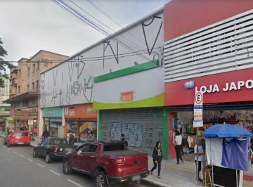 Comercial · 195m² · 1 Vaga · Loja na Rua Clemente Álvares, N. 51 • 195 m²