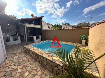 10b3fb320b04f745d9aadf5283a1f15a34d8d25c · Excelente sobrado à venda com 3 quartos, sendo 1 suíte, no bairro JD. Eldorado em Itajubá-MG