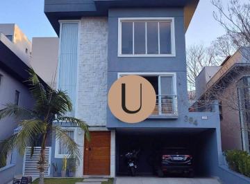 fe346e879c05031af731e42cee6d83e9bd3acf7a · Casa autossustentável em condomínio Resort