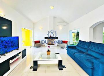 Casa · 230m² · 3 Quartos · 4 Vagas · Excelente Casa à Venda de Alto Padrão na Praia de Pernambuco - Guarujá