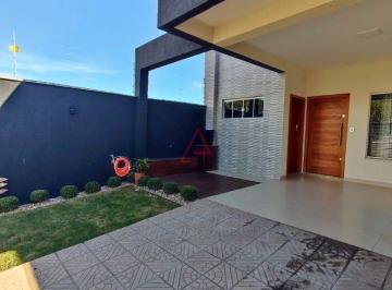 Casa · 159m² · 3 Quartos · 2 Vagas · Casa com 3 quartos à Venda, 159m² por R$890.000,00, Universitário, Londrina-PR