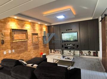 Apartamento · 179m² · 3 Quartos · Apartamento em Jardim Maluche, Brusque/SC