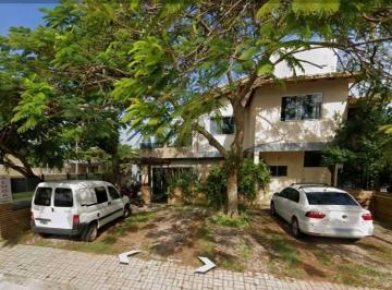 Casa · 320m² · 13 Quartos · 6 Vagas · Casa Alvenaria no Centro em Garopaba/SC