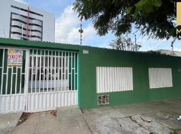 Foto 01 · Excelente Casa para Locação no Bairro Farol em Maceió-AL: 5 Quartos, 1 Suíte, 3 Salas, 3 Banheiros,