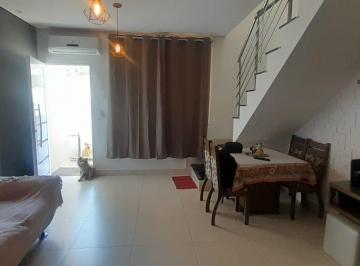 Casa de 2 quartos, Contagem · Linda casa geminada com entrada individual - 2 quartos - 4 vagas