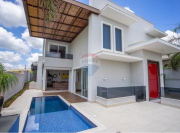 Casa · 327m² · 3 Quartos · 2 Vagas · Casa à venda no condomínio Reserva de Santa Rosa com 327m² A/C - Itatiba/SP