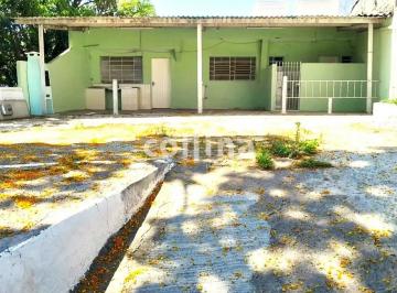 Casa · 10m² · 3 Quartos · 10 Vagas · Casa em km 18, Osasco/SP de 10m² 3 quartos à venda por R$ 625.000,00