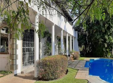 Casa de 5 quartos, São Paulo · Casa no Jardim Guedala, 5 dormitórios, 2 suítes, 3 banheiros e 3 vagas.