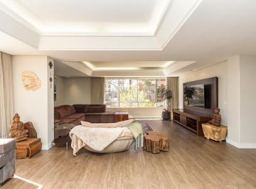 Apartamento · 227m² · 3 Quartos · 2 Vagas · Venda: Amplo Apartamento de 228m² no Coração do Ba