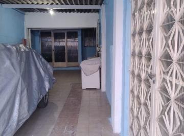 Casa , Nova Iguaçu · Casa com  dois quartos e quintal em Nova Iguaçu