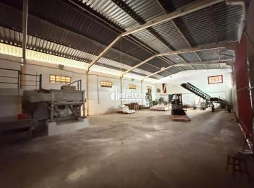 Comercial · 550m² · Galpão disponível para locação no bairro Chácaras Tubalina e Quartel em Uberlândia - MG