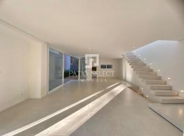 1 · Casa com 230 m², 3 quartos sendo 1 suíte à venda no bairro Campo Comprido.