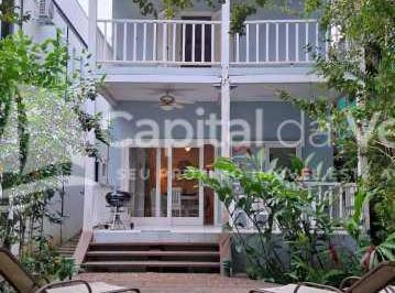 Casa · 230m² · 4 Quartos · SOBRADO COM 4 DORMITÓRIOS À VENDA EM CONDOMÍNIO ILHABELA