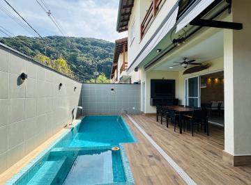 Casa de 3 quartos, São Sebastião · Cada de condomínio 