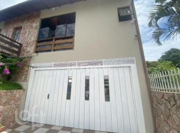 920847cc · Casa, 2 dormitórios, 167 m², em Trindade