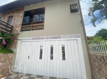 920847cc · Casa, 2 dormitórios, 167 m², em Trindade