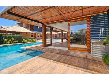 Casa · 630m² · 5 Quartos · 4 Vagas · "Luxuosa Casa em Bougainville II, Peruíbe - Alugue!"