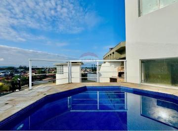 Apartamento · 236m² · 3 Quartos · 2 Vagas · Duplex Luxuoso em Peruíbe com Vista para o Mar
