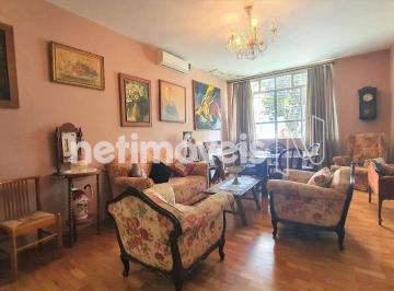 Sala · Casa Ampla à Venda no Anchieta – Ideal para Moradia ou Uso Comercial