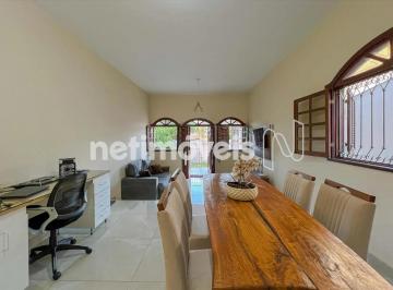 Casa · 190m² · 3 Quartos · 6 Vagas · Casa de 3 quartos à venda no Dona Clara!