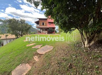 Casa · 137m² · 3 Quartos · 4 Vagas · Casa em madeira charmosa e aconchegante no condomínio Veredas das Gerais!