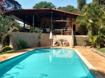 Casa · 216m² · 4 Quartos · Casa em condomínio nobre de Lagoa Santa