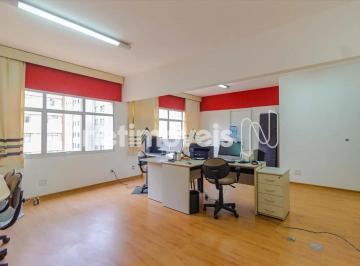 Comercial · 46m² · 4 Vagas · Conjunto de salas e vagas à venda no Funcionários!