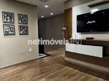 Casa · 180m² · 3 Quartos · 8 Vagas · Venda Casa geminada Serrano Belo Horizonte