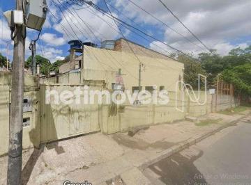 Terreno · 1000m² · 12 Vagas · Terreno com 1.000 m²; e 8 barracões de aluguel