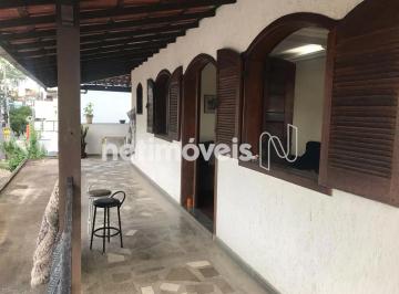 Casa · 300m² · 3 Quartos · 3 Vagas · Casa e lojas para Venda no bairro Paquetá – ampla, confortável e em localização privilegiada!