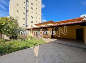Casa · 375m² · 3 Quartos · 4 Vagas · Casa/Lote à venda no Ouro Preto!