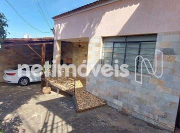 Casa · 300m² · 2 Quartos · 5 Vagas · Venda Casa Sagrada Família Belo Horizonte