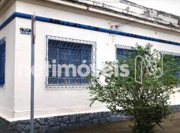 Casa · 138m² · 3 Quartos · 1 Vaga · Casa em terreno de 138m²;, sendo 3 terrenos junto com uma casa de 3 Quartos