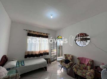 Casa · 196m² · 2 Quartos · 1 Vaga · Casa para Investimento no Santa Tereza - Com 2 quartos sendo 1 suíte e 4 lojas alugadas