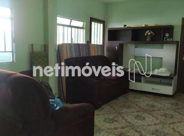 Lote-TrêsMarias · Próximo de variado comércio do bairro.