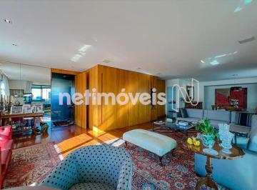 Apartamento · 260m² · 4 Quartos · 4 Vagas · 4 Quartos com 2 suítes, 4 vagas e lazer completo. Vista definitiva, portaria 24h, no Luxemburgo.