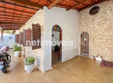 Casa · 182m² · 3 Quartos · 5 Vagas · Excelente Casa no Ouro Preto, em Contagem