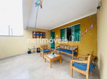 Casa · 213m² · 3 Quartos · 3 Vagas · Casa Geminada à Venda no Vitória – 3 Quartos com Suíte!