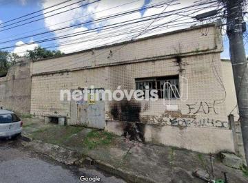 Terreno · 360m² · 3 Vagas · Excelente Terreno com 360m²; no Santa Cruz!