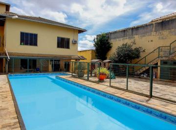 PIscina com raia 20m com deck molhado · Imóvel Residencial e Comercial à Venda em Terreno de 720 m²; – Excelente Oportunidade