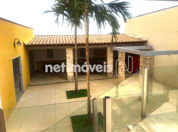 Área externa · Casa de 4 quartos à venda no Graça!