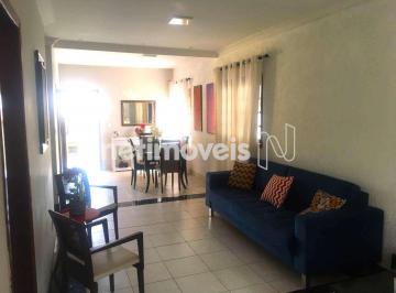 Sala · Casa de 4 quartos à venda no Graça!