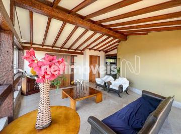 Casa · 335m² · 3 Quartos · 4 Vagas · Casa no Mangabeiras – Rua Fechada, 700m²; e Vista Definitiva para BH