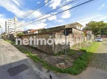 Casa · 495m² · 9 Quartos · 2 Vagas · Lote amplo de 495m²;