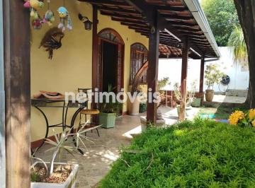 Casa · 228m² · 4 Quartos · 4 Vagas · Área total do lote: 360 m²;, Área construída: 228 m²;