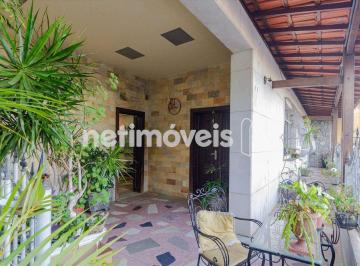 Casa · 250m² · 4 Quartos · 4 Vagas · Casa de 04 quartos à venda no João Pinheiro!