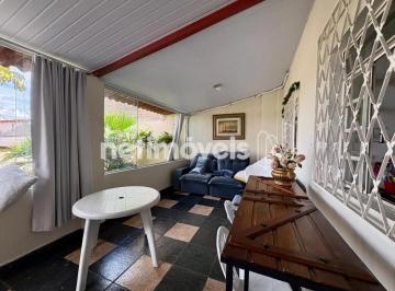 Casa · 301m² · 4 Quartos · 2 Vagas · Casa Comercial/ Residencial no São Francisco!